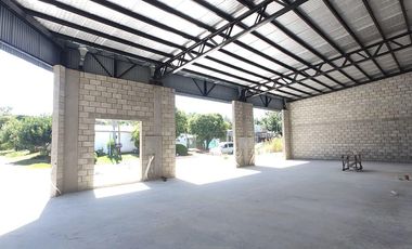 Locales a Estrenar en zona de mucha circulacion Belen de ESCOBAR