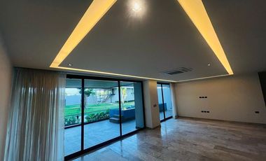 | Exclusivo departamento con alberca privada |