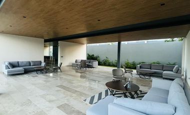 | Exclusivo departamento con alberca privada |