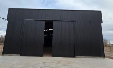 En Alquiler Galpón de 420m2 en lote de 3500m2 sobre calle Trenque Lauquen Neuquén