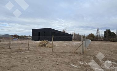 En Alquiler Galpón de 420m2 en lote de 3500m2 sobre calle Trenque Lauquen Neuquén