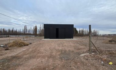 En Alquiler Galpón de 420m2 en lote de 3500m2 sobre calle Trenque Lauquen Neuquén