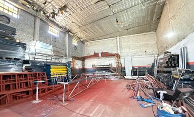 Excelente Galpón en Venta 950 mts cub. A min CABA