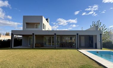 Casa en General Pico