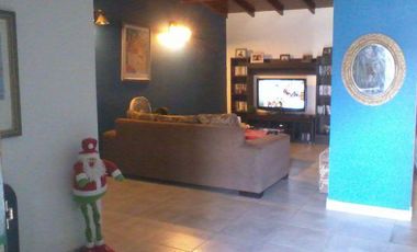 Casa - Burzaco