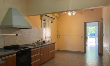 Casa en Alquiler en Guemes al 800, Luján