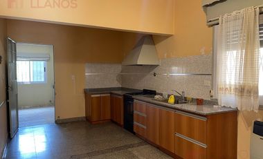 Casa en Alquiler en Guemes al 800, Luján