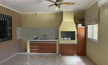 Casa en Alquiler en Guemes al 800, Luján
