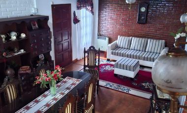 CHALET SOBRE DOS LOTES