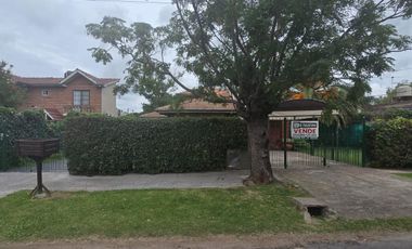 CHALET SOBRE DOS LOTES