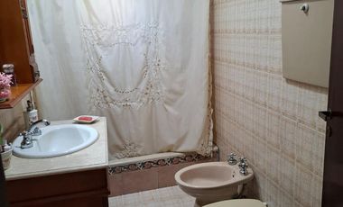 CHALET SOBRE DOS LOTES