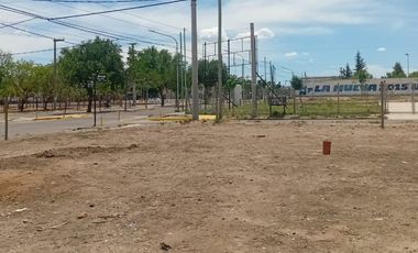 Terreno en venta calle godoy y albardon manzana 13