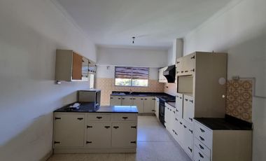 Casa en ALQUILER