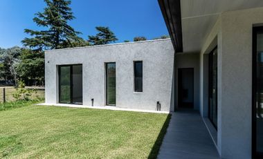 Casa a estrenar en alquiler en La Concepcion Lujan