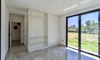 Casa a estrenar en alquiler en La Concepcion Lujan