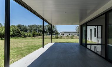 Casa a estrenar en alquiler en La Concepcion Lujan