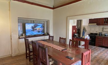 Venta, PH, 6 Ambientes, Lavadero, Patio, Terraza, Parrilla, Cochera, Caseros