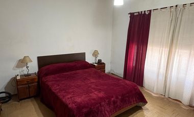 Venta, PH, 6 Ambientes, Lavadero, Patio, Terraza, Parrilla, Cochera, Caseros