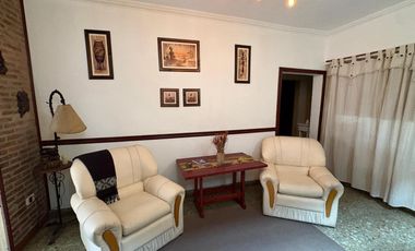 Venta, PH, 6 Ambientes, Lavadero, Patio, Terraza, Parrilla, Cochera, Caseros