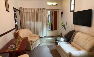 Venta, PH, 6 Ambientes, Lavadero, Patio, Terraza, Parrilla, Cochera, Caseros