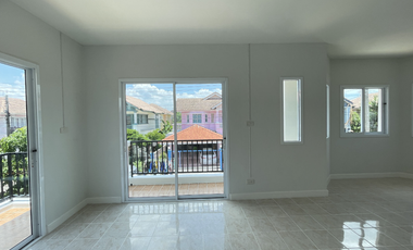 2-storey detached house for sale, Thongpatchar Wang Noi Project, beautiful house, good condition. The atmosphere is quiet. Suitable for families who w