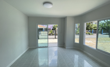 2-storey detached house for sale, Thongpatchar Wang Noi Project, beautiful house, good condition. The atmosphere is quiet. Suitable for families who w