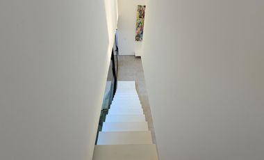 Moderna Propiedad de Diseño con Piscina en La Cándida