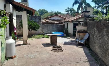 CHALET BIEN UBICADO - IDEAL PARA RECICLAR - ADROGUÉ