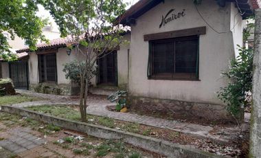 CHALET BIEN UBICADO - IDEAL PARA RECICLAR - ADROGUÉ