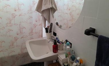CHALET BIEN UBICADO - IDEAL PARA RECICLAR - ADROGUÉ