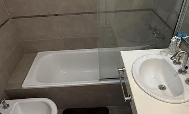 Casa en alquiler. Quintas del Sol, Ezeiza. 4 amb. piscina