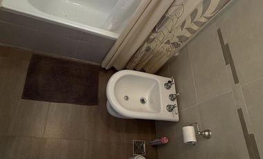 Casa en alquiler. Quintas del Sol, Ezeiza. 4 amb. piscina