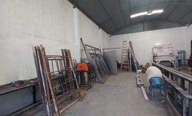 Galpon con Oficinas en Venta Ameghino Norte