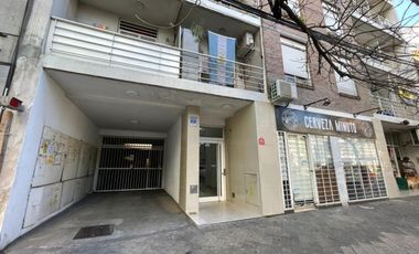 Alquiler Cochera San Juan 3000 A metros de Av Francia