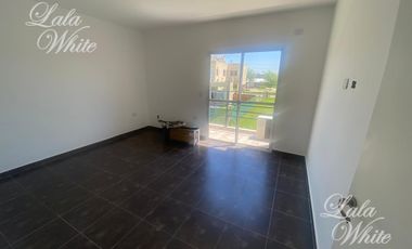 Casa en Venta en Laguna Azul Apto Crédito