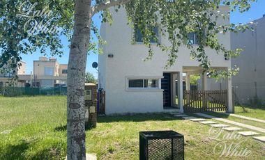 Casa en Venta en Laguna Azul Apto Crédito