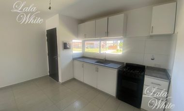Casa en Venta en Laguna Azul Apto Crédito