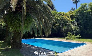 VENTA Quinta Con Dependencia, 2 Quinchos, Pileta y Cancha De Paddle Ideal Inversores - Trujui