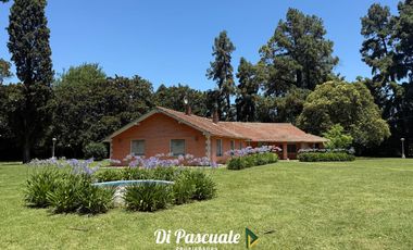 VENTA Quinta Con Dependencia, 2 Quinchos, Pileta y Cancha De Paddle Ideal Inversores - Trujui
