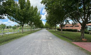 Alquiler Anual  Casa en Haras del Sol - Pilar ( Disponible a partir de Abril)