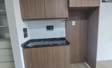 DEPARTAMENTO MONOAMBIENTE ALQUILER MARTIN CORONADO C/ COCHERA
