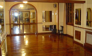 Oficina en Belgrano, 17 ambientes en edificio de categoría.