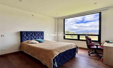 Casa Moderna de Lujo en Renania - Vista a Montañas y Cine Privado