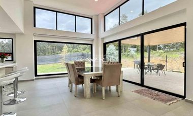 Casa Moderna de Lujo en Renania - Vista a Montañas y Cine Privado
