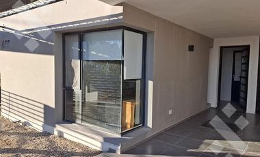 VENTA DEPARTAMENTO CON PATIO - LAS GRUTAS