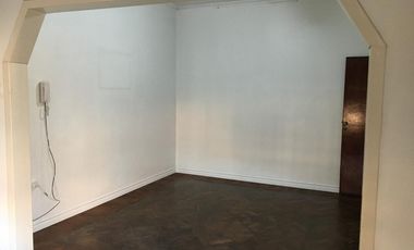 Oficina/ Casa uso comercial