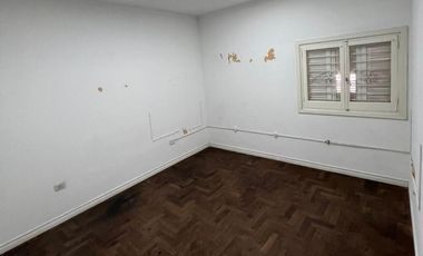 Oficina/ Casa uso comercial
