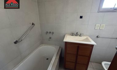 Departamento 4 amb. en Alem 251