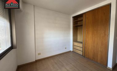 Departamento 4 amb. en Alem 251