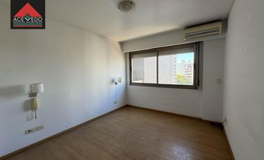 Departamento 4 amb. en Alem 251